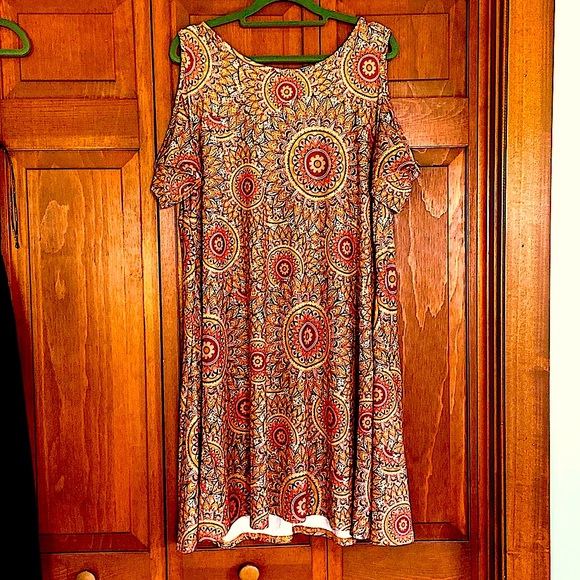 rocksies rags Dresses & Skirts - LAST CHANCE Mandala Cold Shoulder Midi Dress~XL-Loose & Flowy~Unbranded